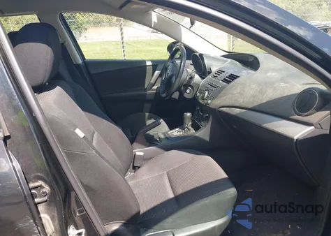 2012 Mazda Mazda3 I Touring z USA, uszkodzony, nr VIN JM1BL1L77C1550308